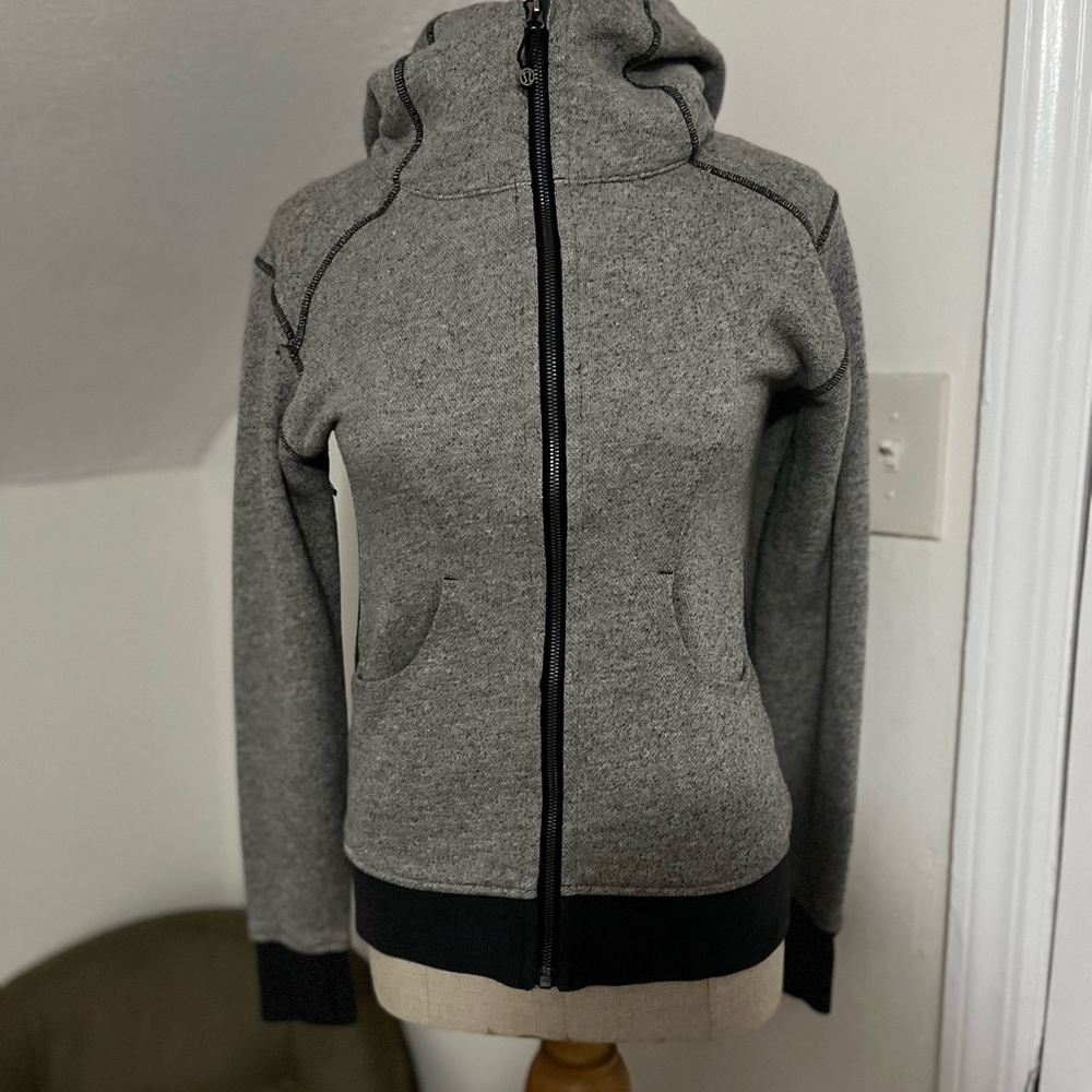 Lululemon - Grey Scuba Hoodie - Size 2